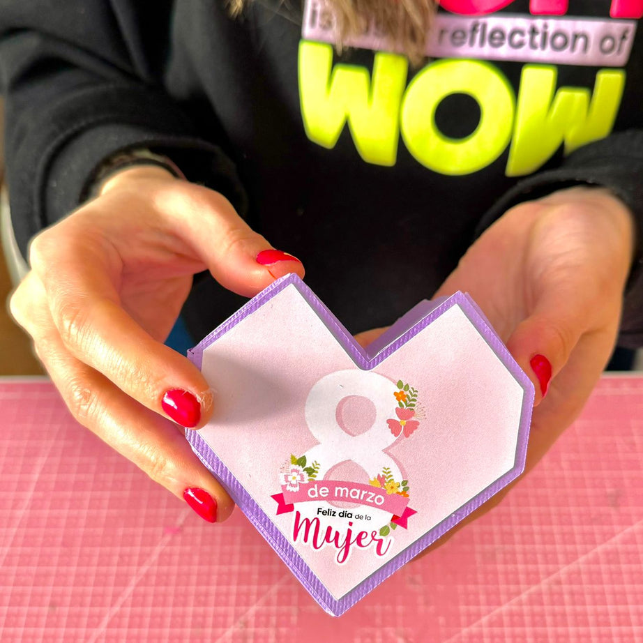 Caja corazón con tapa