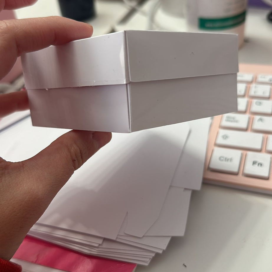 Caja 8x8cm - Archivo Silhouette